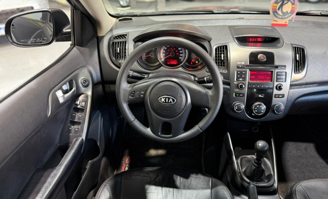 Kia Motors Cerato 1.6 16V Mec. 2012 Gasolina-5