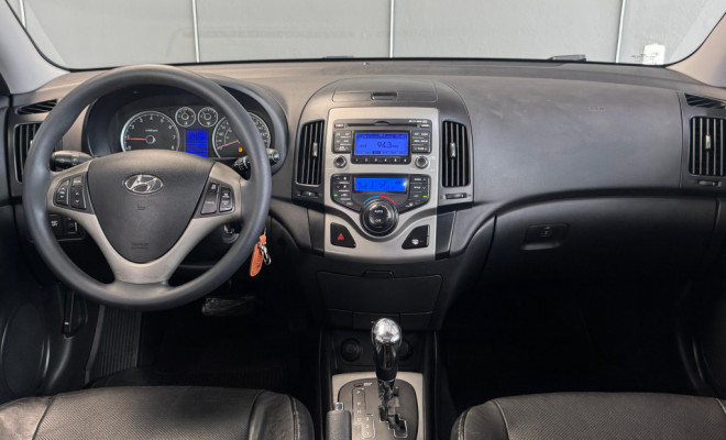 Hyundai i30cw 2.0 16V 145cv Aut. 5p 2011 Flex-3