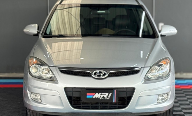 Hyundai i30cw 2.0 16V 145cv Aut. 5p 2011 Flex-2