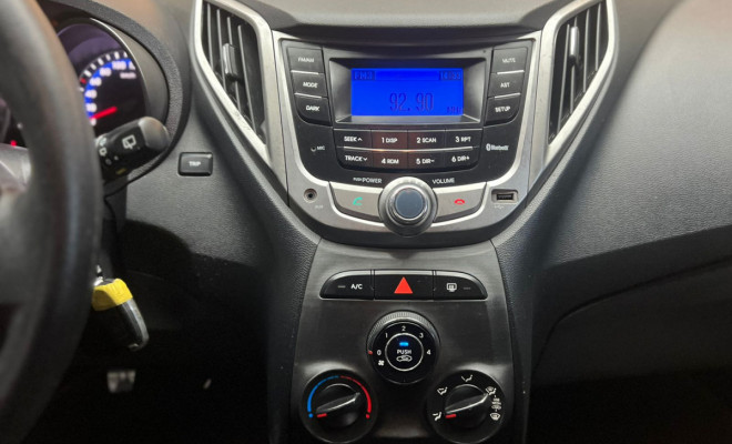 Hyundai HB20 Comf./C.Plus/C.Style 1.0 Flex 12V 2014 Flex-8