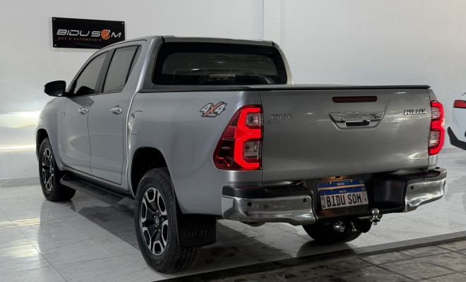 Toyota Hilux SRV 2022 Diesel BLINDADA-17