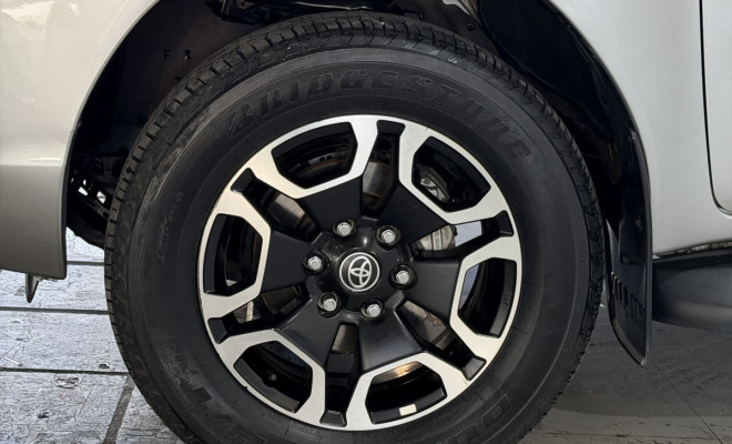 Toyota Hilux SRV 2022 Diesel BLINDADA-4