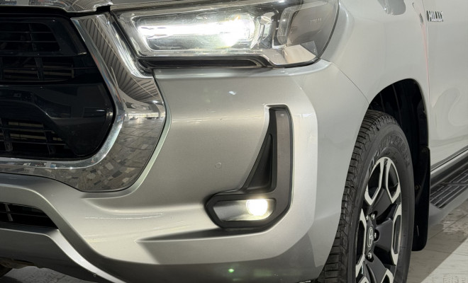 Toyota Hilux SRV 2022 Diesel BLINDADA-2
