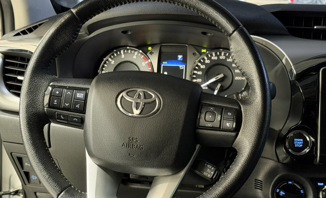 Toyota Hilux SRV 2022 Diesel BLINDADA-14