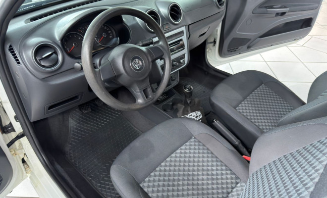 VW - VolksWagen Saveiro Trendline 1.6 T.Flex 8V 2016 Flex-8