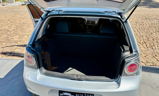 VW - VolksWagen Golf Sportline 1.6 Mi Total Flex 8V 4p 2011 Flex-6