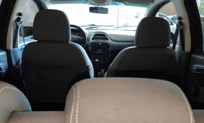 Fiat Punto ATTRACTIVE 1.4 Fire Flex 8V 5p 2014 Flex-10