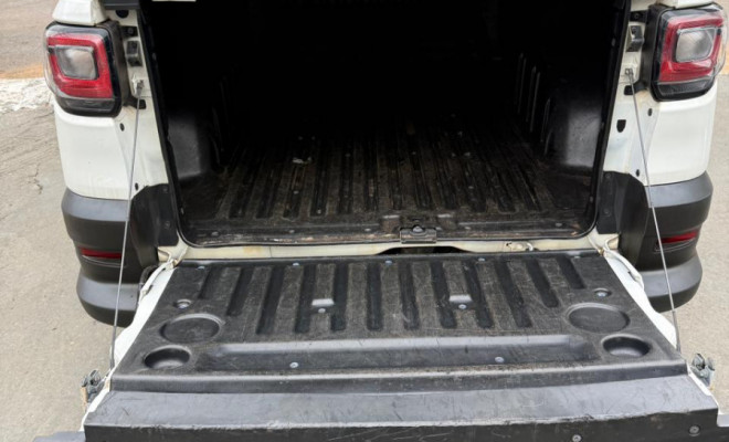 Fiat Strada Endurance 1.4 Flex 8V CS Plus 2022 Flex-6