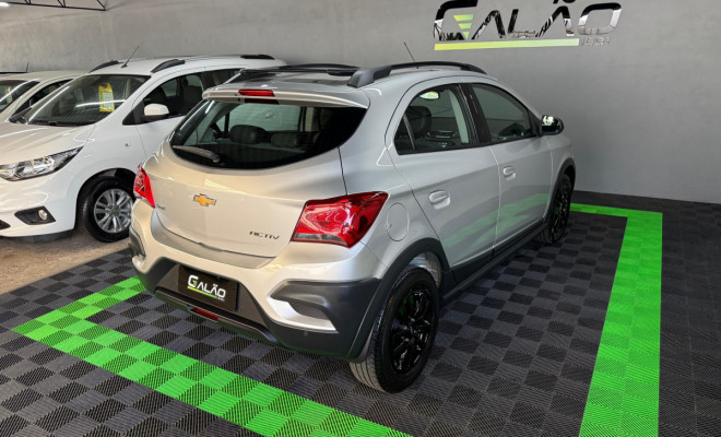 GM - Chevrolet ONIX HATCH LTZ 1.4 8V FlexPower 5p Mec. 2019 Flex-2