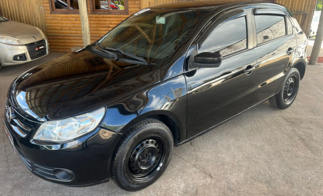 VW - VolksWagen Gol (novo) 1.0 Mi Total Flex 8V 4p 2010 Flex