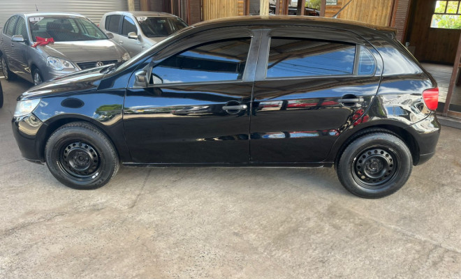 VW - VolksWagen Gol (novo) 1.0 Mi Total Flex 8V 4p 2010 Flex-0