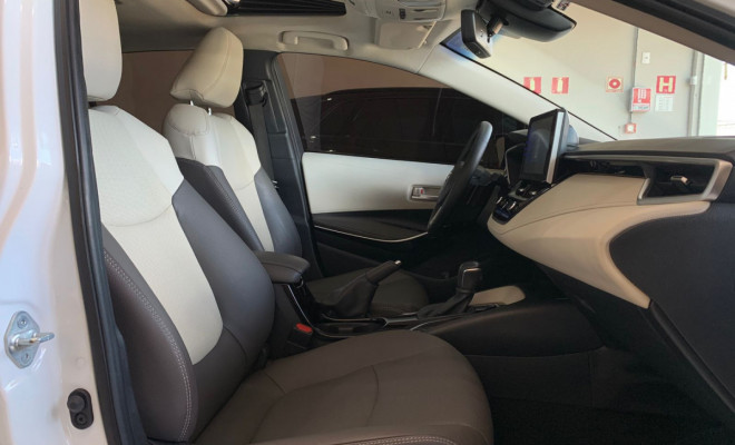 Toyota Corolla ALTIS/A.Premiu. 2.0 Flex 16V Aut 2023 Flex-12