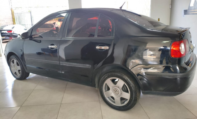 VW - VolksWagen Polo Sedan 1.6 Mi Total Flex 8V 4p 2008 Flex-4