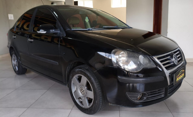 VW - VolksWagen Polo Sedan 1.6 Mi Total Flex 8V 4p 2008 Flex-1