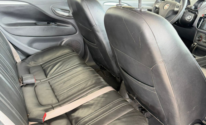 Fiat Punto ESSENCE 1.6 Flex 16V 5p 2017 Flex-12