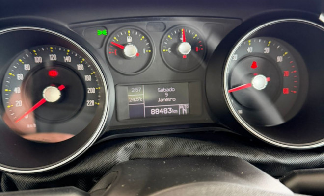 Fiat Punto ESSENCE 1.6 Flex 16V 5p 2017 Flex-8