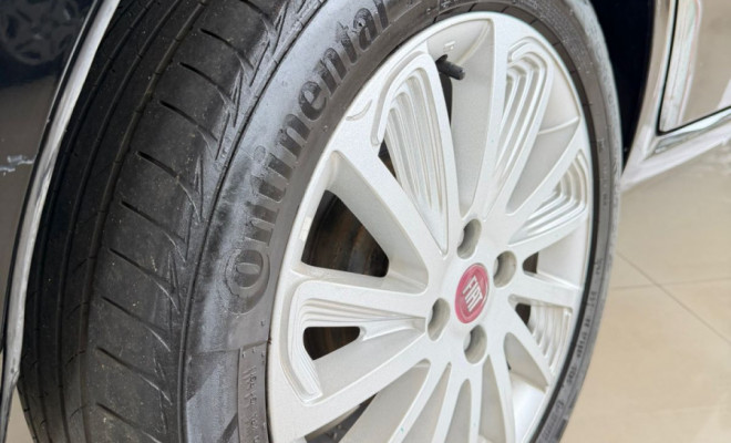 Fiat Punto ESSENCE 1.6 Flex 16V 5p 2017 Flex-14