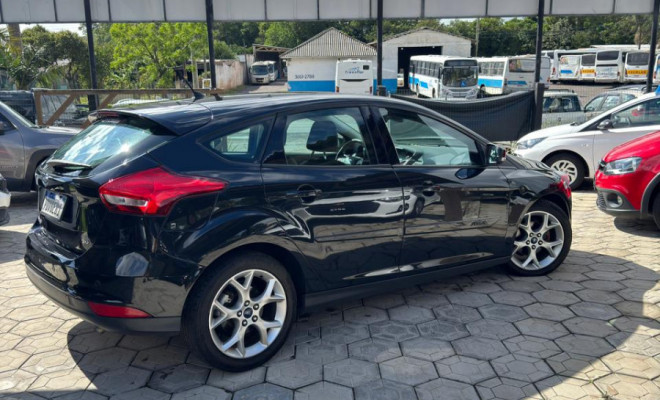 Ford Focus 1.6 S/1.6 SE Flex 16v 5p Aut 2016 Flex-6