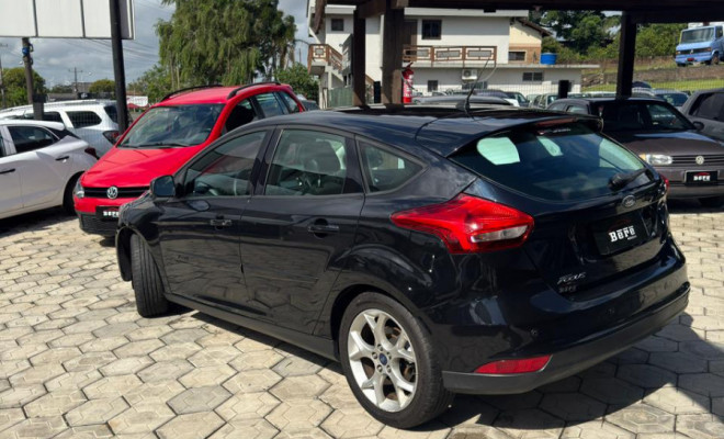 Ford Focus 1.6 S/1.6 SE Flex 16v 5p Aut 2016 Flex-2