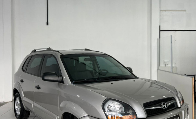 Hyundai Tucson GL 2.0 Aut. 2010 Gasolina-1