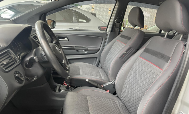 VW - VolksWagen CROSSFOX  I MOTION 1.6 T. Flex 16V 5p 2015 Flex-5