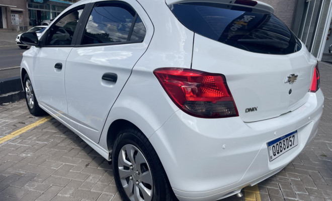 GM - Chevrolet ONIX HATCH Joy 1.0 8V Flex 5p Mec. 2019 Flex-2