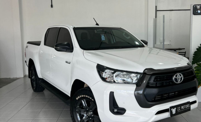 Toyota Hilux CD SR 4x4 2.8 TDI Diesel Aut. 2022-0