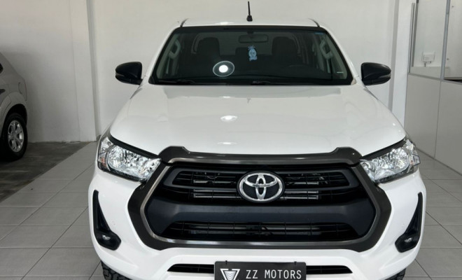 Toyota Hilux CD SR 4x4 2.8 TDI Diesel Aut. 2022-1