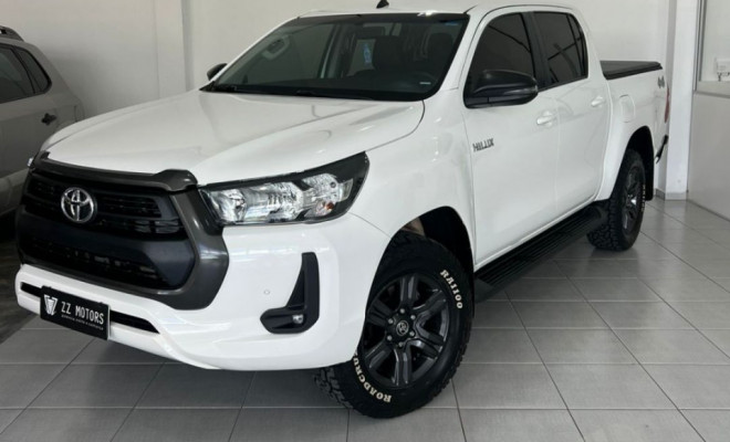 Toyota Hilux CD SR 4x4 2.8 TDI Diesel Aut. 2022