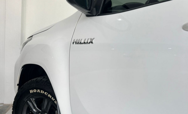 Toyota Hilux CD SR 4x4 2.8 TDI Diesel Aut. 2022-4
