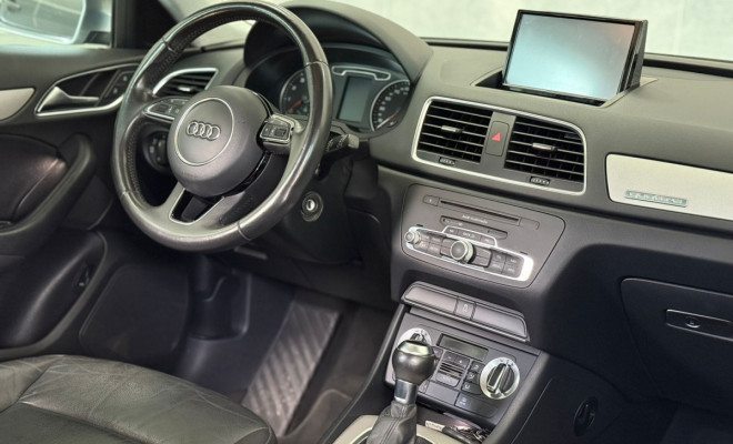 Audi Q3 2.0 TFSI Quat. 170/180cv S-tronic 5p 2015 Flex-6