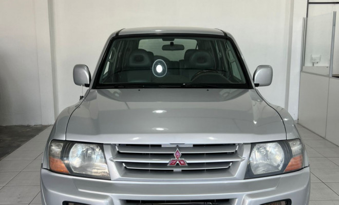 Mitsubishi Pajero Full GLS 3.2 Diesel 5p 2002-0