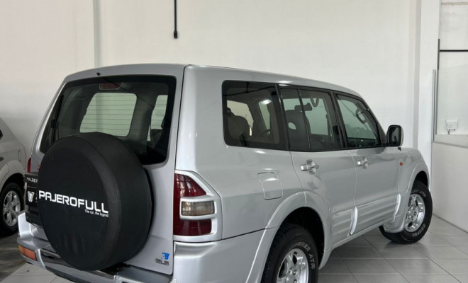 Mitsubishi Pajero Full GLS 3.2 Diesel 5p 2002-5