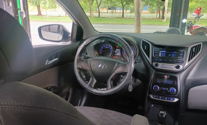 Hyundai HB20S Premium 1.6 Flex 16V Aut. 4p 2017 Flex-6