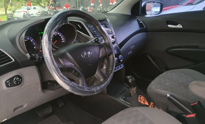 Hyundai HB20S Premium 1.6 Flex 16V Aut. 4p 2017 Flex-4