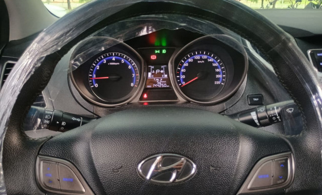 Hyundai HB20S Premium 1.6 Flex 16V Aut. 4p 2017 Flex-8