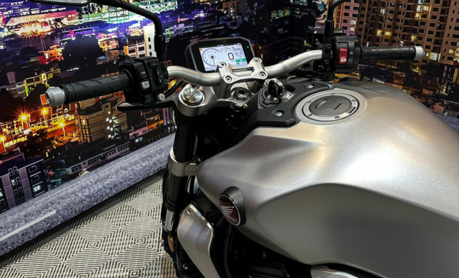 HONDA CB 1000R/ABS 2023 Gasolina-4