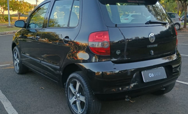 VW - VolksWagen Fox 1.0 Mi Total Flex 8V 5p 2010 Flex-0