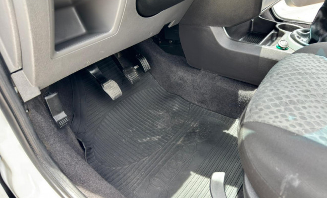 Ford Fiesta SE 1.6 8V Flex 5p 2014 Flex-10