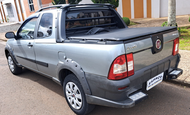 Fiat Strada Working 1.4 mpi Fire Flex 8V CD 2013 Flex-8