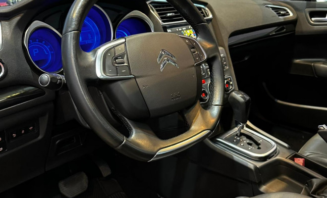 Citroën C4 LOUNGE Exclusive 1.6 Turbo Flex Aut. 2016 Flex-3