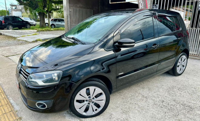 VW Fox 1.0 Mi Total Flex - 2010-4