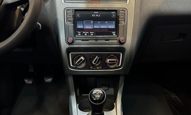 VW - VolksWagen Fox Connect 1.6 Flex 8V 5p 2019 Flex-6