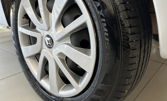 Renault LOGAN Expres./Exp. UP Hi-Flex 1.0 16V 4p 2011 Flex-3