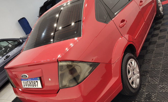 Ford Fiesta Sedan SE 1.6 8V Flex 4p 2014 Flex-8