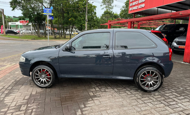 VW - VolksWagen Gol (novo) 1.0 Mi Total Flex 8V 2p 2014 Flex-0