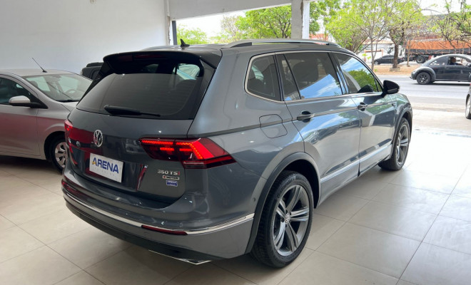 VW - VolksWagen TIGUAN Allspac R-Line 350 TSI 2.0 4x4 2021 Gasolina-2