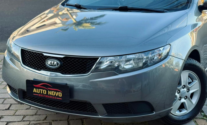 Kia Motors Cerato 1.6 16V Mec. 2011 Flex-1