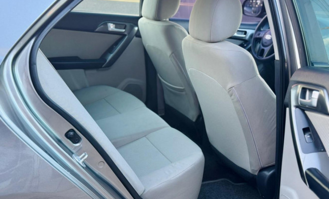 Kia Motors Cerato 1.6 16V Mec. 2011 Flex-13