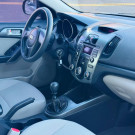 Kia Motors Cerato 1.6 16V Mec. 2011 Flex-10